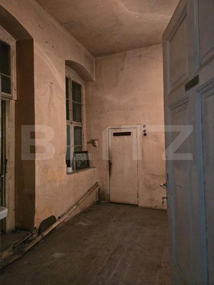 Casa de vanzare, 6 camere, 137 mp, teren 579 mp, zona semicentrala