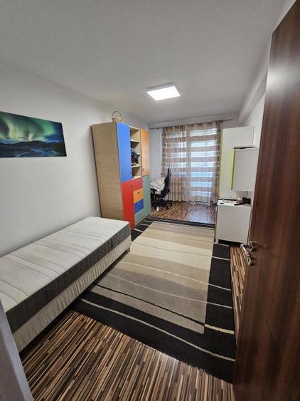 Casa -5 camere - zona Pacii- Militari