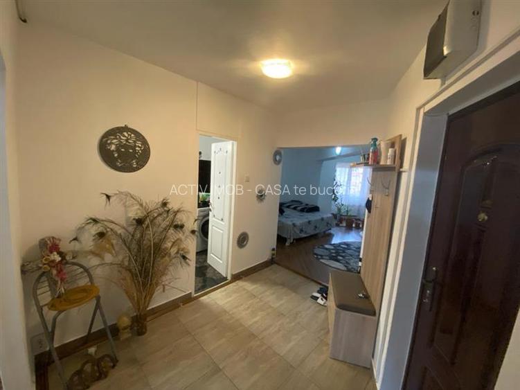 Caransebes, 2 Cam., Dec., Et.,2, Mobilat+Utilat, Balta Sarata - 14