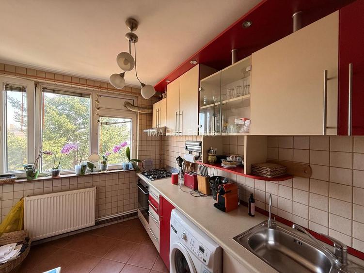 De vanzre 4 camere Baba Novac Titan Parc IOR - 9