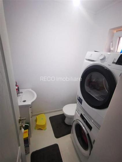 Proprietate cu 2 case in Osorhei intr-o zona cu case noi. - 17