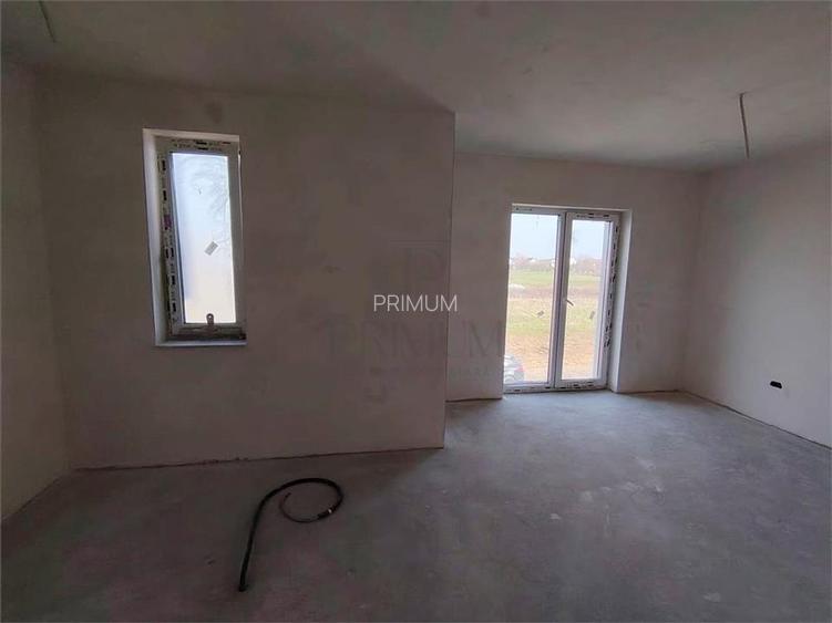 Dulex 5 camere - 135 mp utili - teren generos - 5