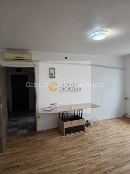 3 Camere-64MP | Reabilitat | 1975 | Creditabil | M Romancierilor 9 min - 3