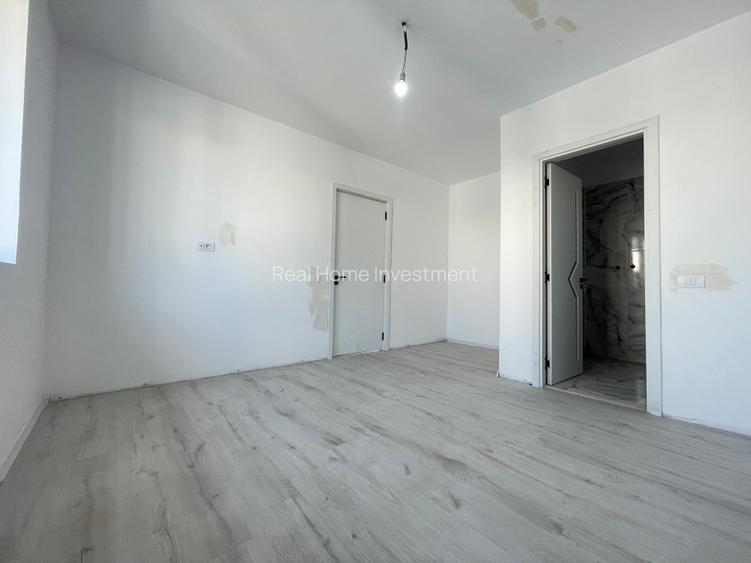 Casa parter 4 camere - La intrare in Com.Berceni - 12