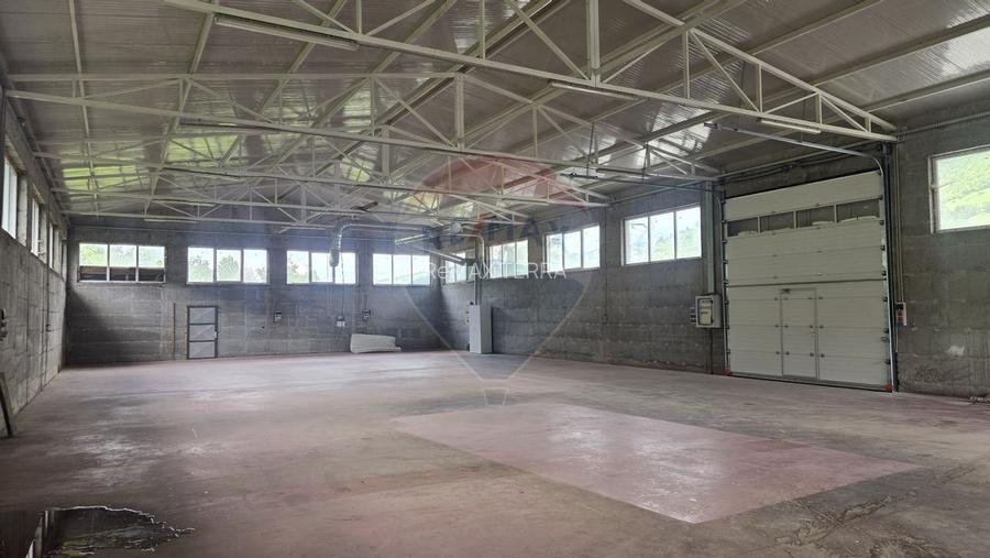 Hala de productie 540mp de închiriat în Borsa pe DN 18 spre Complex - 13