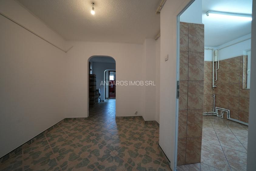 Apartament 3 camere Dristor, metrou 15 min, Fizicienilor - centrala proprie - 7