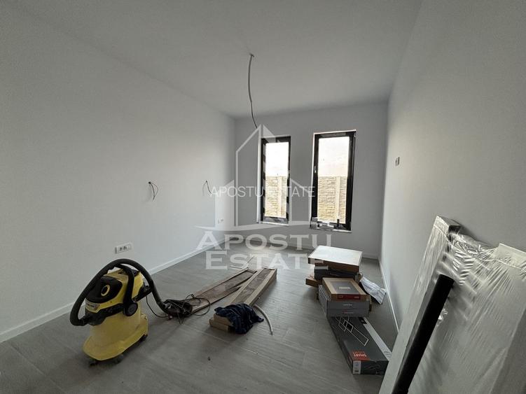 Duplex despartit cu zid dublu de caramida cu 3 camere in Urseni - 6