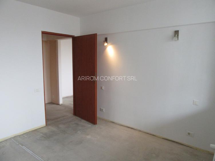 Vanzare 2 camere Parc IOR - Baba Novac - Basarabia - 13