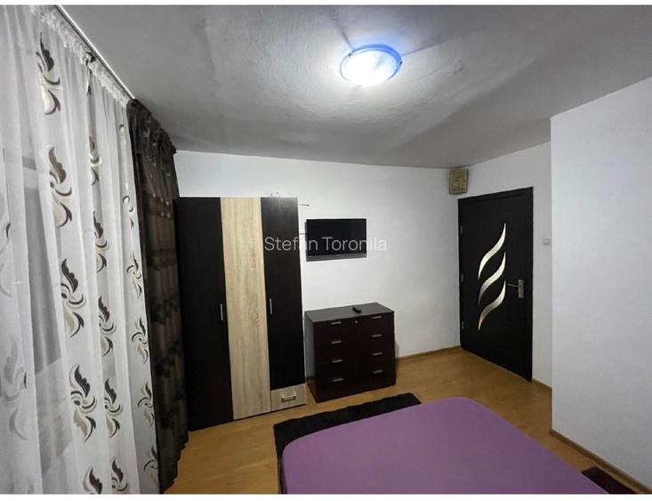 Apartament 2 camere decomandat – Bacau, Mioriței, etaj 4 cu șarpantă - 8