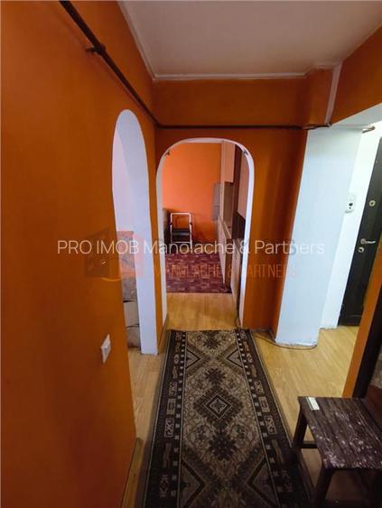 Comison 0 ! Apartament 2 camere cf 1 decomandat zona Micro 3 - 9