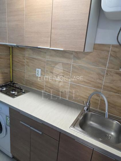 Apartament o camera în zona MAGAZINUL CENTRAL - 13