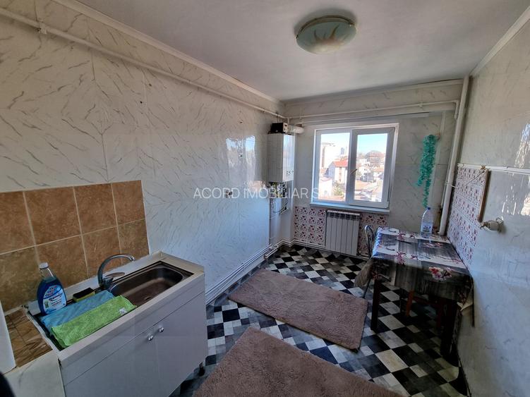 Casa de cultura-apartament 2 camere decomandat cu gaze - 4