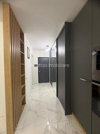 Apartament ultrafinisat, 2 camere, parcare, zona Metro - 25
