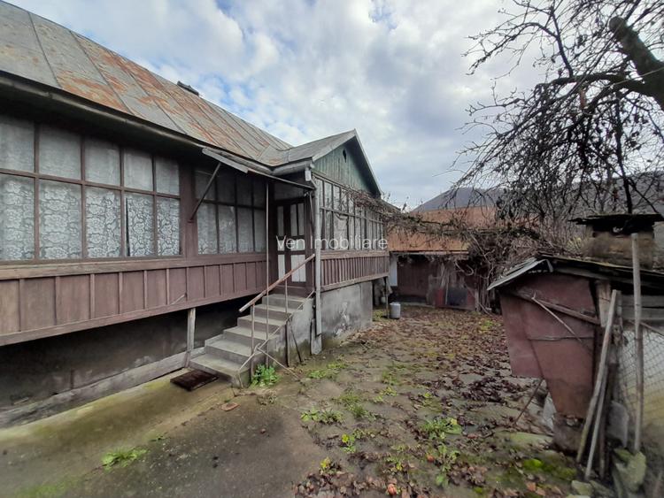 Casa traditionala cu anexe si gradina,Zona Nasaud - 20