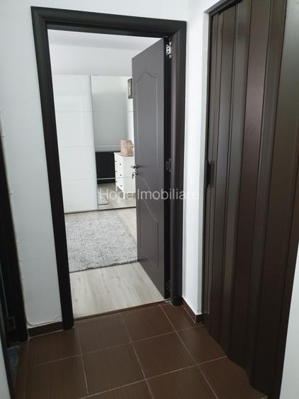 Titan -  Scoala Hamburg - Garsoniera decomandata bloc mixt - 10