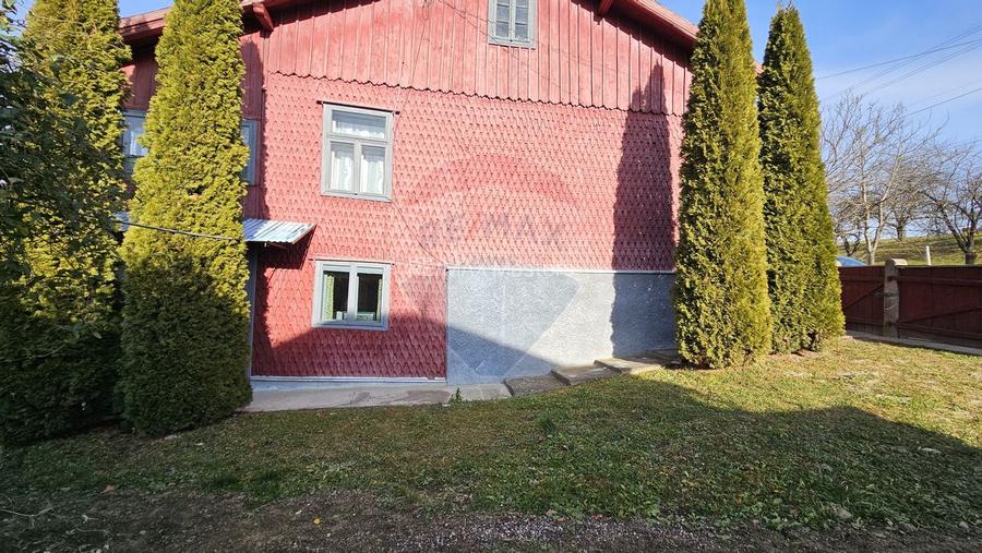 Casă / Vilă cu 3 camere de vânzare-Cacica-Suceava - 22