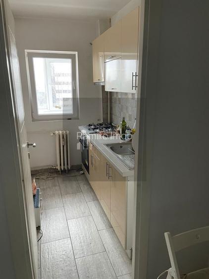 GARSONIERA 33mp/ CU BALCON, BRANCOVEANU/LUICA, UTILATA-MOBILATA - 5