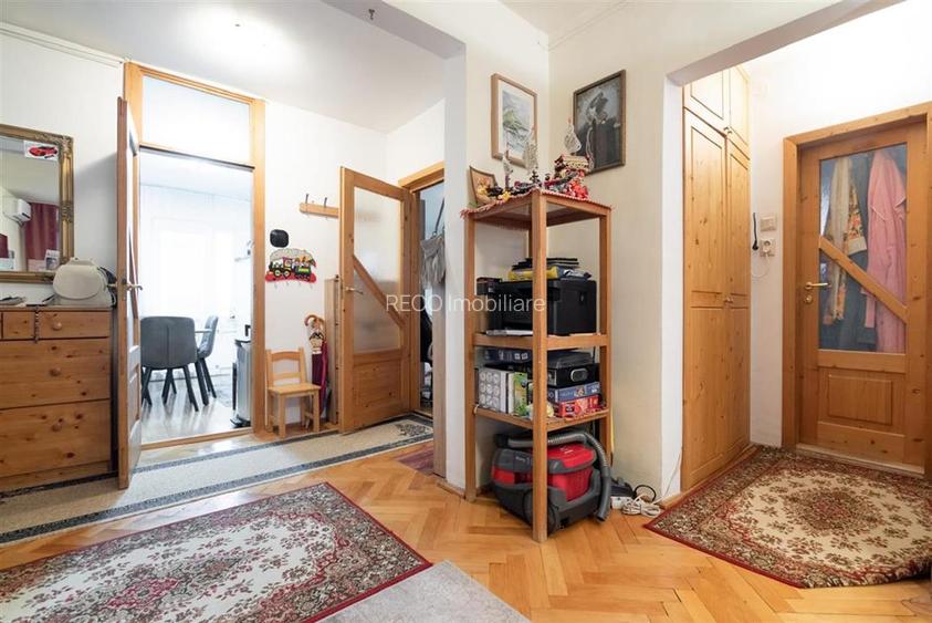 RECO Apartament 4 camere, decomandat, Bloc cu lift, Etajul 3, sub 1300 euro mp - 15