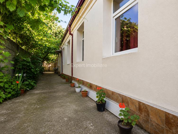 Casa | Zona Centrală | Str. Ștefan cel Mare | Curte comună | 52.000 € - 5