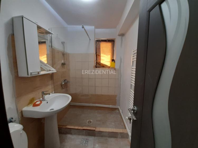 Garsoniera-demisol inalt-zona Banu Manta - 5