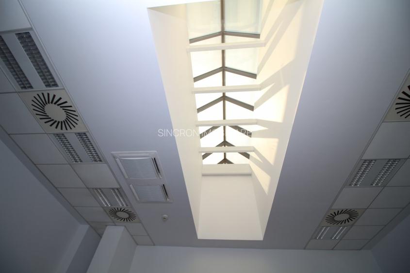 Cladire de birouri, spațiu open de 72 mp - 12