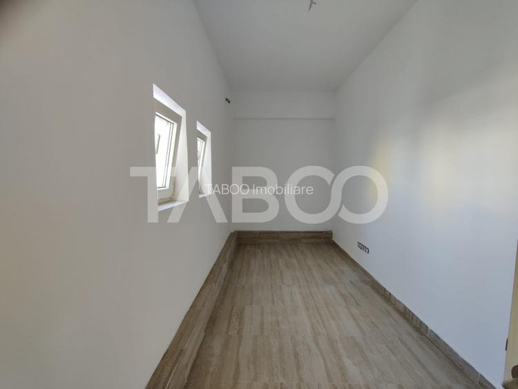 Spatiu comercial cu vitrina pe 3 niveluri cu suprafata utila de 915mp - 8