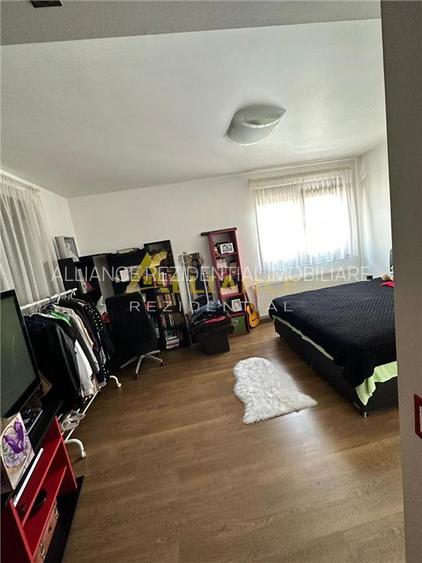 asa de vanzare 4 camere – Str. Iarba Campului  Pret: 385000€ - 12