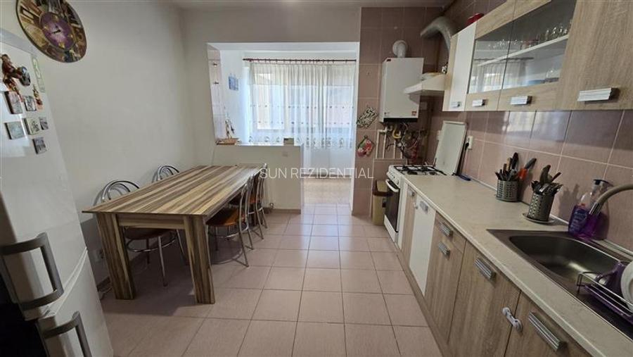Berceni- Metropolitan Residence, metrou Dimitrie Leonida, apartament 3 camere, m - 13