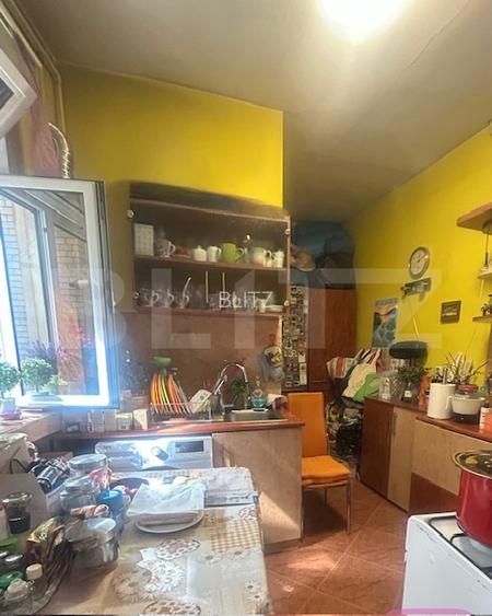Apartament 2 camere + curte proprie si parcare – zona extraordinara, centru - 3