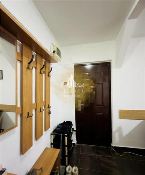 Bucovina - 4 camere, 2 bai, vedere 3 parti , etaj 2 , centrala proprie - 7