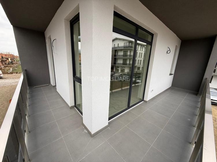 Apartament modern, prima închiriere, complet nou balcon generos - 11