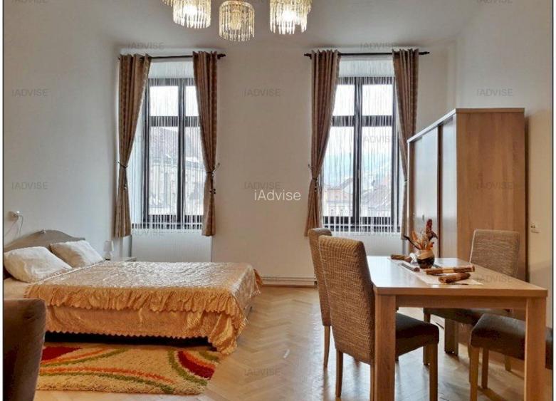 Apartament 4 Camere Vanzare - Piata Sfatului - 5