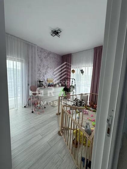 Oportunitate | Apartament 3 Camere | 2 Balcoane | Parcare | Apahida - 4
