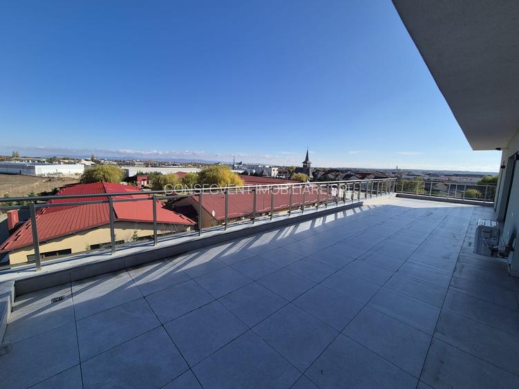 Penthouse NOU, finisat complet, 4 camere, parcare inclusă, comision 0% - 18