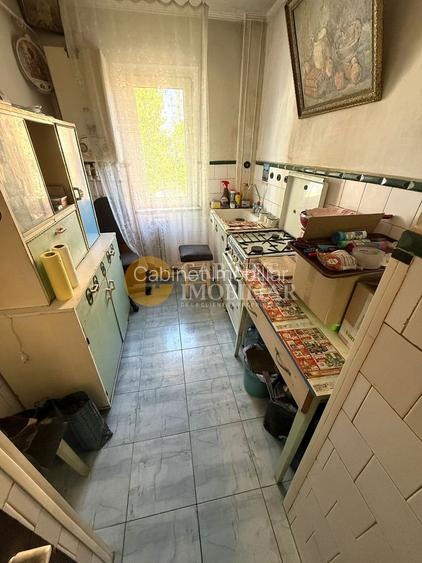 3 camere semidecomandat- Etaj Intermediar -Zona Zimbru - 5