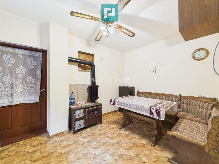 Casă de cărămidă in Grădiște - 3