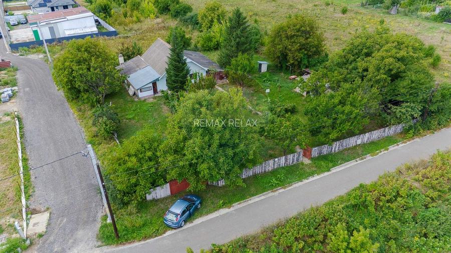 Casă bătrânească si teren 1484 mp in Lunca Cetățuii - 2