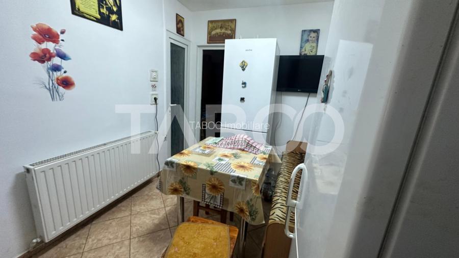 Apartament 2 camere decomandat 54mpu pivnita balcon Vasile Aaron Sibiu - 5