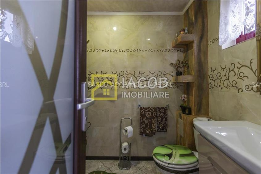 Casa P+M, comuna Margineni, Bacau - 11