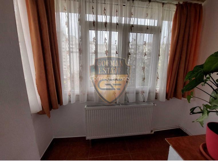 Apt decomandat 3 camere Casa de Cultura 52mp, boxa 8 mp, centrala gaze, A/C, 4/4 - 2