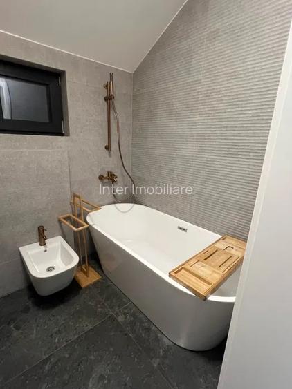 Apartament, 3 camere semidecomandat, 80 mp, Podul de Fier de inchiriat Cod161041 - 7