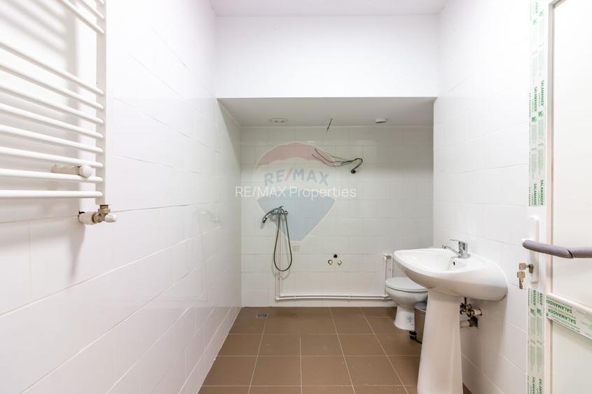 Clădire investițională: policlinică, senior living & catering-Giulesti - 12