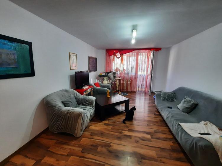 Apt 3 camere, etaj 1,  Maratei (Scoala nr 2) -  cod 159713 - 3
