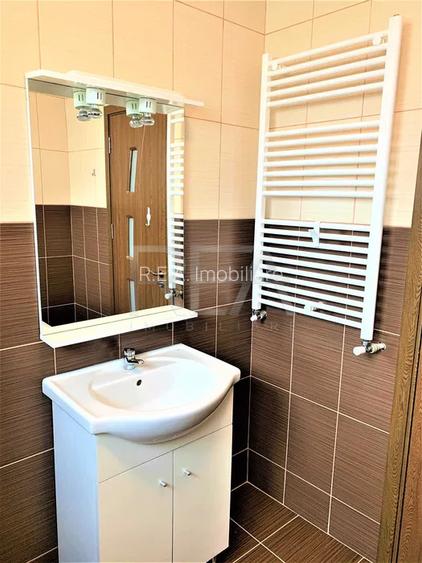 3 Camere Păcii Bloc Boutique cu 2 Etaje - 5