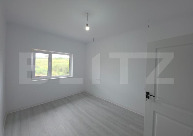 Casa cu 3 dormitoare, 109 mp, 500 mp teren, Sigmir