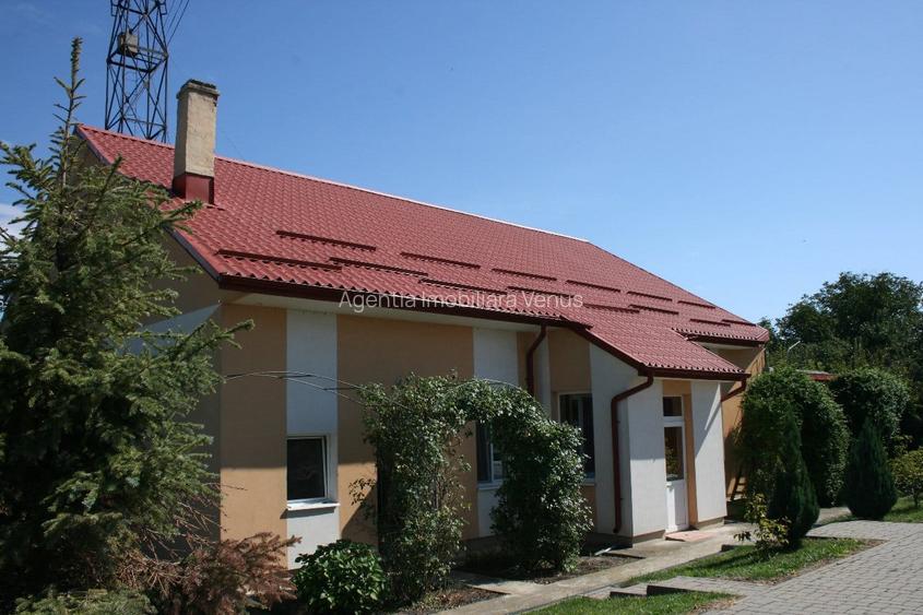 Proprietate deosebita la Vorona pe 1 ha de teren - 9