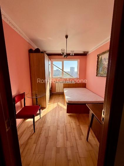 Apartament decomandat 3 camere 70 mp Tomis Nord - 9