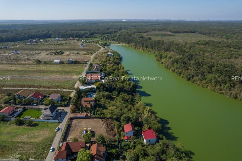 BRANESTI, TEREN 1400 MP, DESCHIDERE 32 MP, VEDERE LA LAC! - 8