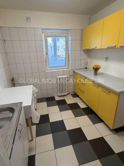 Vanzare 2camere Decomandat Bucatarie inchisa Metrou Crangasi - 4