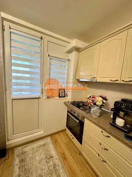 2 camere la 5 minute de metrou 1Mai-Bloc Reabilitat - 5